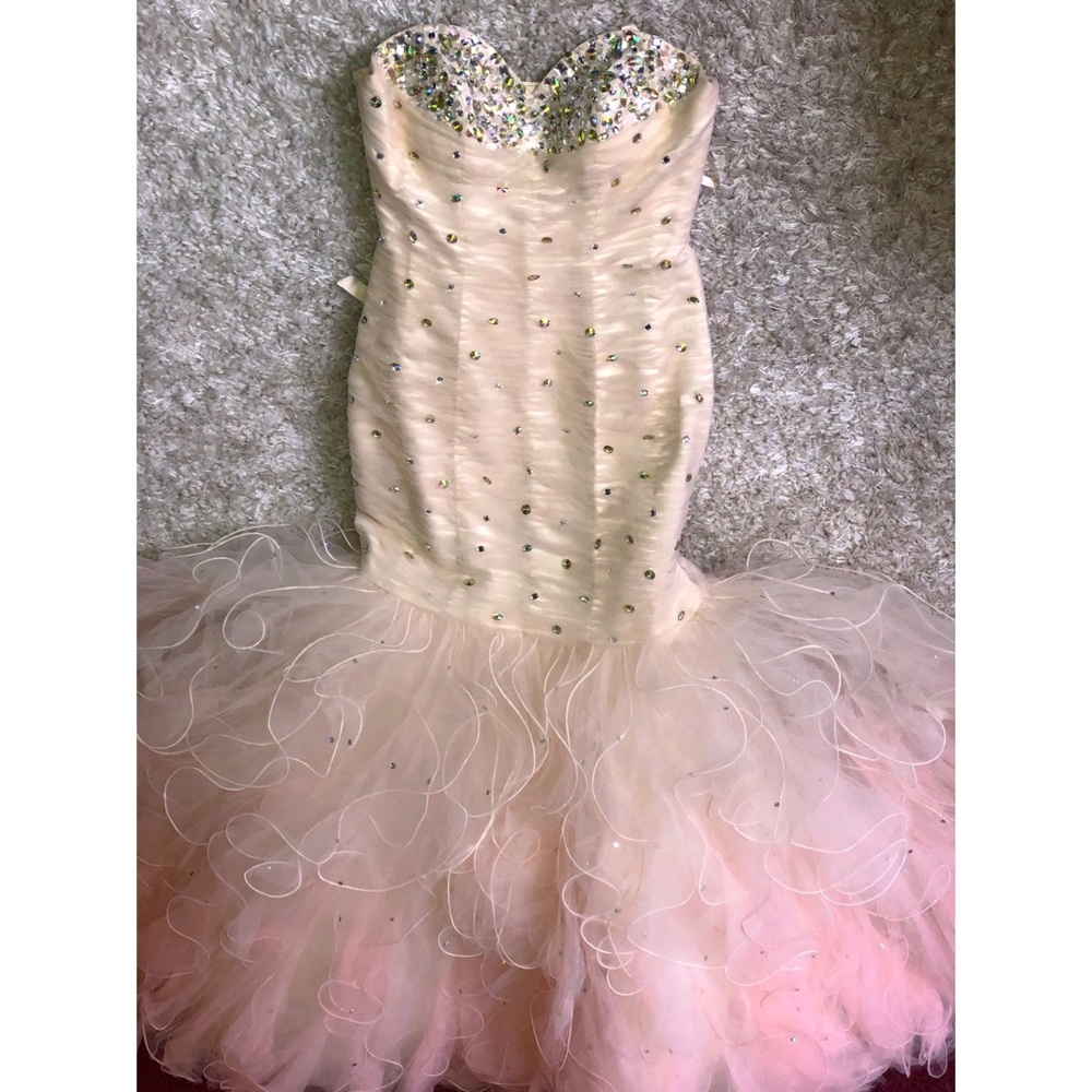 Madeline Gardner paparazzi , Mermaid Prom Dress